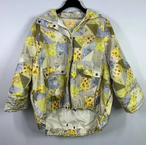 Urban Outfitters  printed puffer jacket size Small