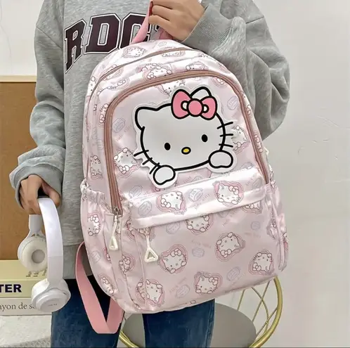 Sanrio NWT  Hello Kitty Backpack Pink