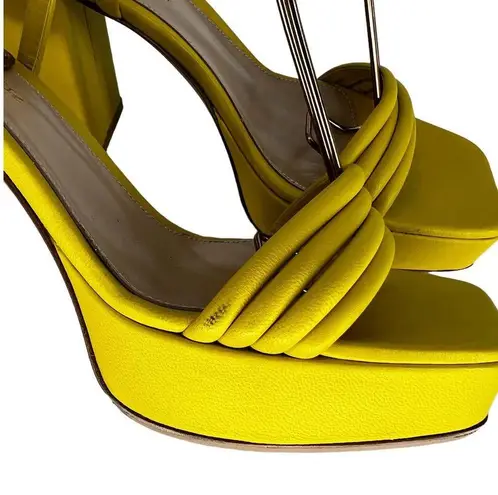 Gianvito Rossi  Lena 70 Leather Platform Sandal In Yellow