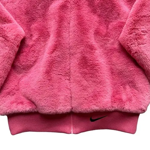 Nike 🆕 Sportswear Essentials Faux Fur Jacket