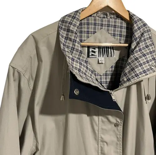 Izzi women Outerwear/Full Zip and Button Tanish Gray Coat, Womens Size 1X