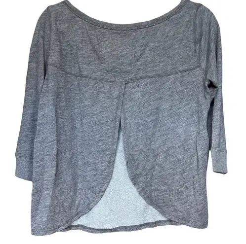 Gilly Hicks  grey sweatshirt