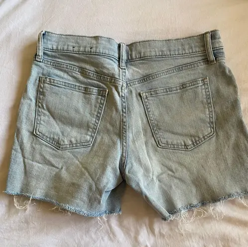 Gap 5” Short