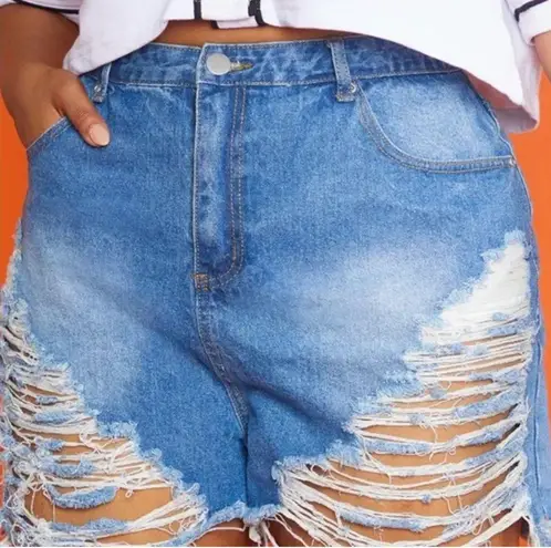 NWT Pretty Little Thing Plus Size 2X Mid Wash Extreme Ripped Mom Denim Shorts Blue