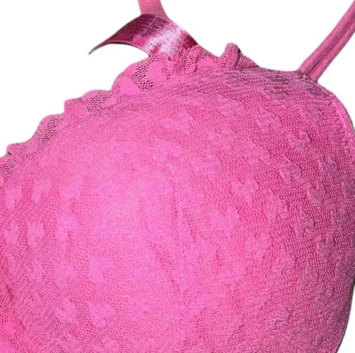 Fruit of the Loom  adorable hot pink lacy bra!