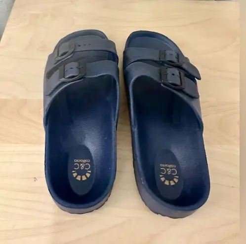 C&C California  Navy Blue,‎ Size 10 Sandals/Slides