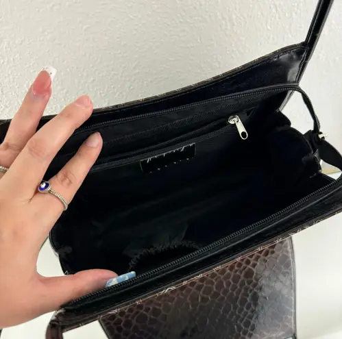 Vintage 90s Black Dark Brown Shiny Faux Leather Croc Embossed Shoulder Bag