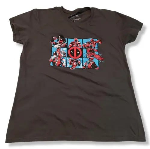 Marvel Deadpool Top Size Large Comics Graphic Print T-Shirt Geek Fuel Exclusive Graphic Tee