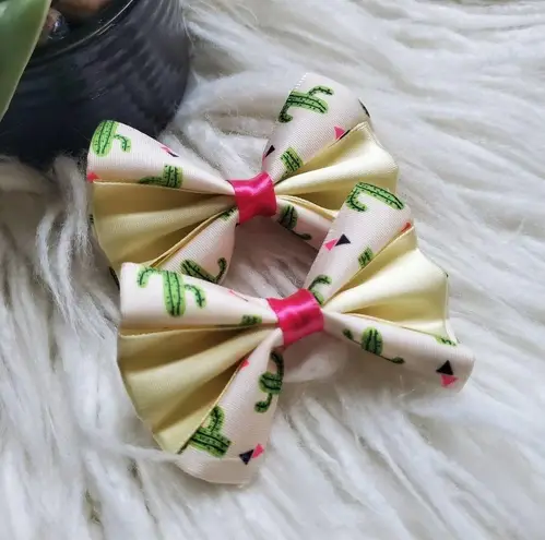 Hancrafted Cactus Cream Pink Hair Bow Set