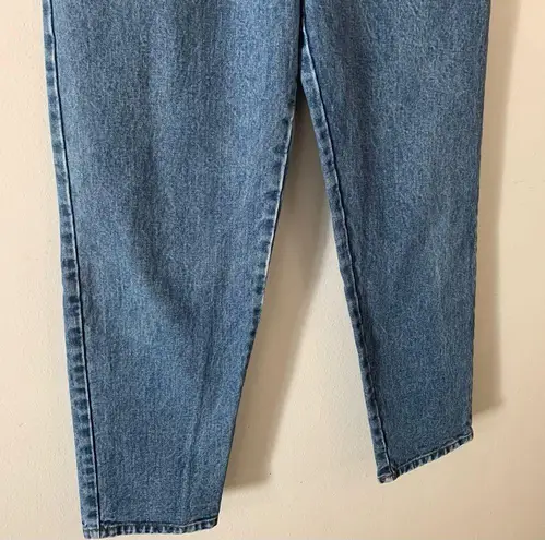 Bill Blass Vintage Woman’s 80s-90s  High Waisted Easy Fit Mom Jeans Size 10