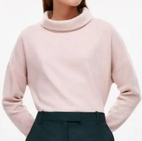 COS Oversized Roll Neck Turtleneck Wool Sweater in Blush Pink size Medium