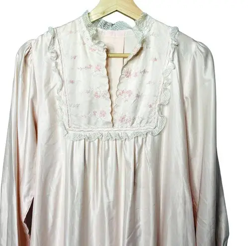 Vintage Pink Satin Long Nightgown Modest Sleepware Embroidered Pockets u Size L