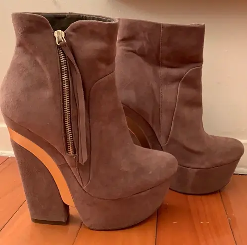 Dolce Vita ‘Sana’ Booties