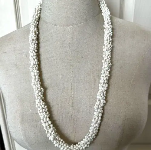 Hawaiian Mongo Shell Lei Necklace
