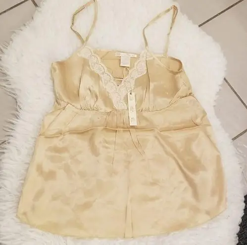 💕GOLD HAWK💕 100% Silk Camisole Gold Size: M NWT Size M