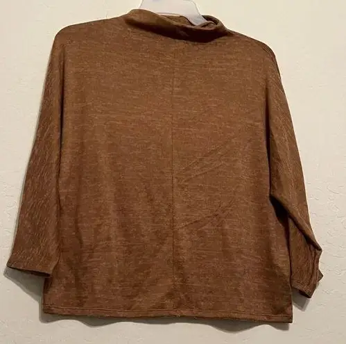 Banana Republic  mock turtleneck sweater size medium