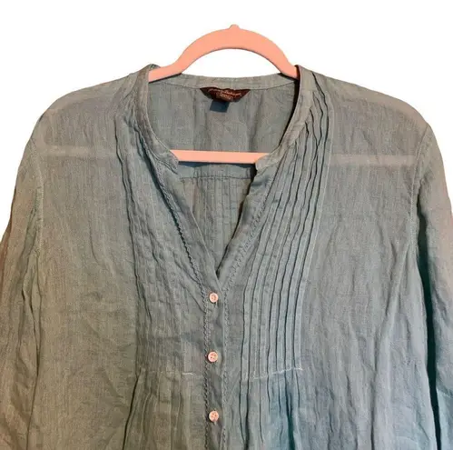 Tommy Bahama  Womens Size Medium Blue Linen Pintucked Accent Button Blouse