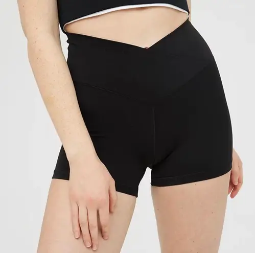 Aerie OFFLINE By  Real Me High Waisted Crossover 3" Bike Short