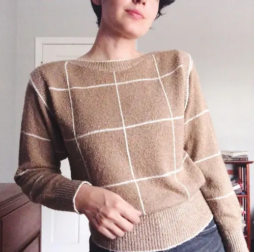 vintage • 1980s pullover sweater grid pattern boucle knit tan white plaid