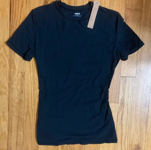 SKIMS Fits Everybody T-Shirt XS
