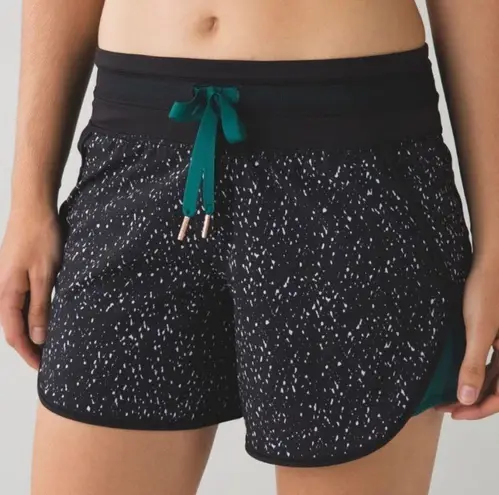 Lululemon Kanto Catch Me Short