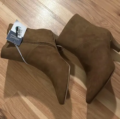 Universal Threads Universal Thread Brown Ankle Boots - Image 1
