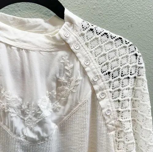 Free People White Emroidered Waffle Knit Crochet Mixed Media Sweetest Thing Top