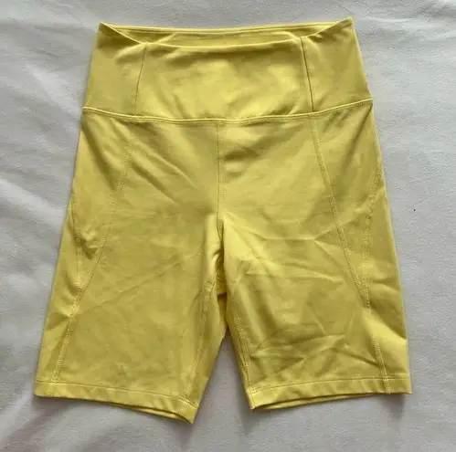 Girlfriend Collective  Small Lemon Bike Short