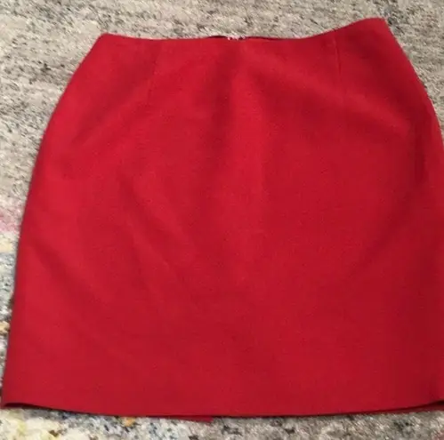 T Tahari T. Tahari red pencil skirt. Size 8. NWOT