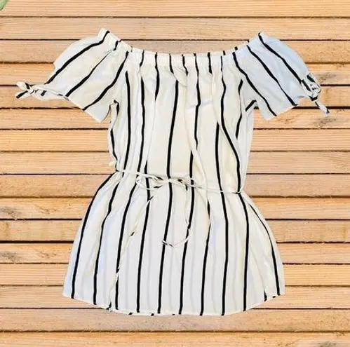 Rue 21 Black and White Stripped Off the Shoulder Strapless Dress Size XL 