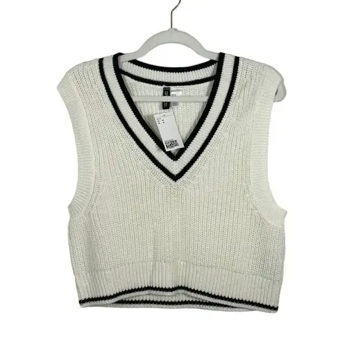 H&M NWT  Cropped Knit Sweater Vest in White/Black Size M