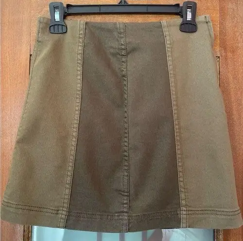 Free People  Denim Bi Color Olive Green Skirt Size: 4