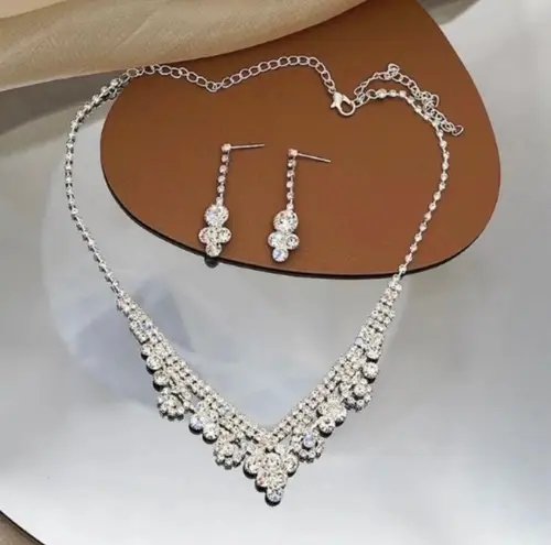 Bridal Wedding Jewelry Set Crystal Bridesmaid Party Necklace Drop Earrings Silver