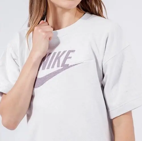 Nike NWT  Move 2 Zero T-shirt dress in light gray