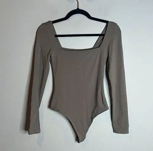 Aritzia  Babaton long sleeve double layer taupe bodysuit