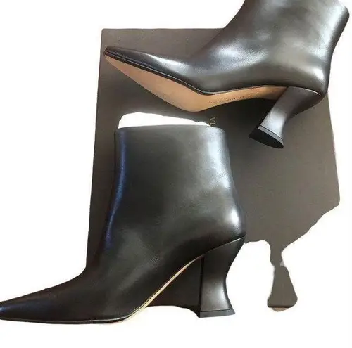 Bottega Veneta Leather Cloud Calf Ankle Bootie