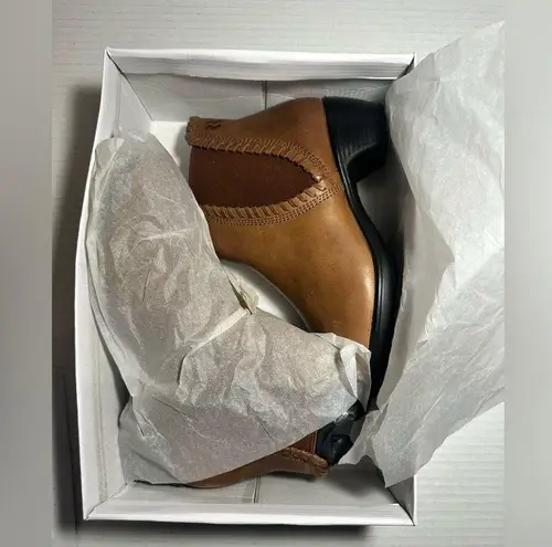 Romika Boots Women’s 38 EU/6.5 US Brown Stretch Laced Pull On Upper Leather New