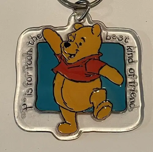 Disney Vtg  Store Winnie Pooh "P is for Pooh the best‎ kind of friend" Keychain