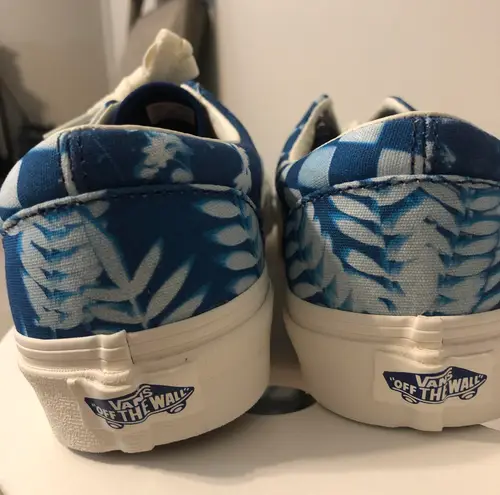 Vans shoes