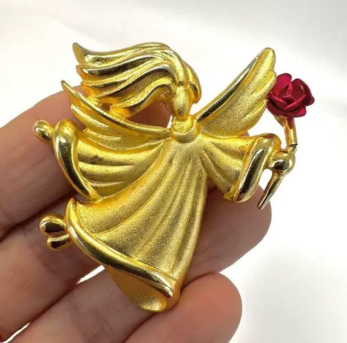 Tara vintage gold tone angel brooch with a rose pin
