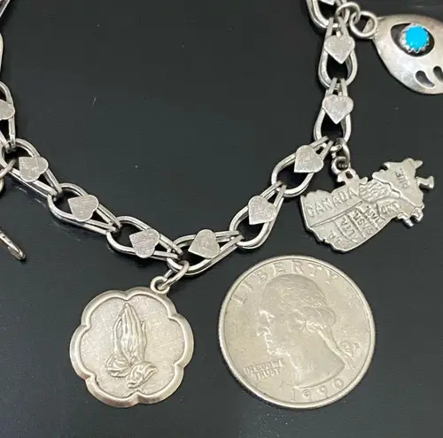 Vintage Sterling Silver Signed 925 Double Link Heart 7 Charms 8” Charm Bracelet