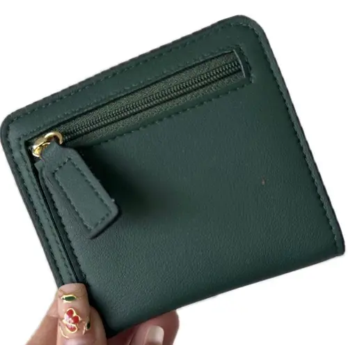 Unbranded NWOT Women's Hunter Green Faux Leather Bi