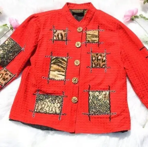 Alex kim red animal print Vintage Wooden Button Cheetah Textured Size Medium