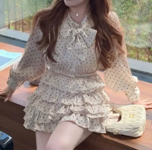 Japanese Kawaii Style Beige Polka Dot Layered Tiered Mini Skirt Black