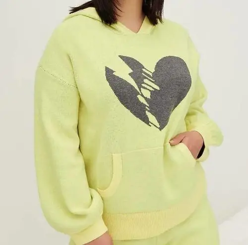 Torrid  Crop Sweater Hoodie Luxe Cozy Lovesick Heart Yellow Broken Lightning NWT