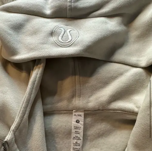 Lululemon  Bone White Scuba Oversized Cropped Hoodie - Image 5