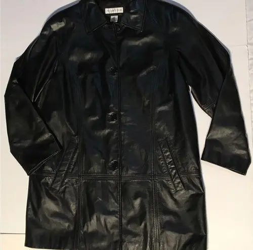 Preston & York  Black Women’s Leather Button Front - Size Medium cover’s buns