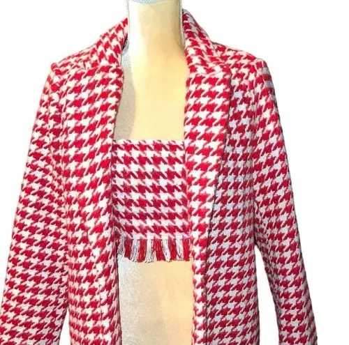 Missguided Misguided red and white checkered blazer with matching crop top set! New