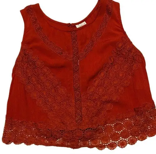 Self Esteem  Rusty Sleeveless Lace Baby Crop Tee