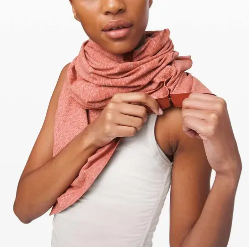 Lululemon  Vinyasa Scarf *Rulu in Heathered Magma